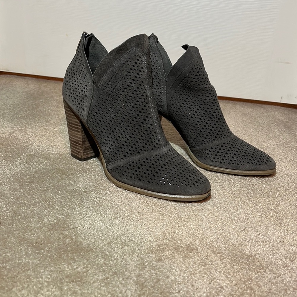 Vince Camuto perforated gray suede block heel boots size 8.5